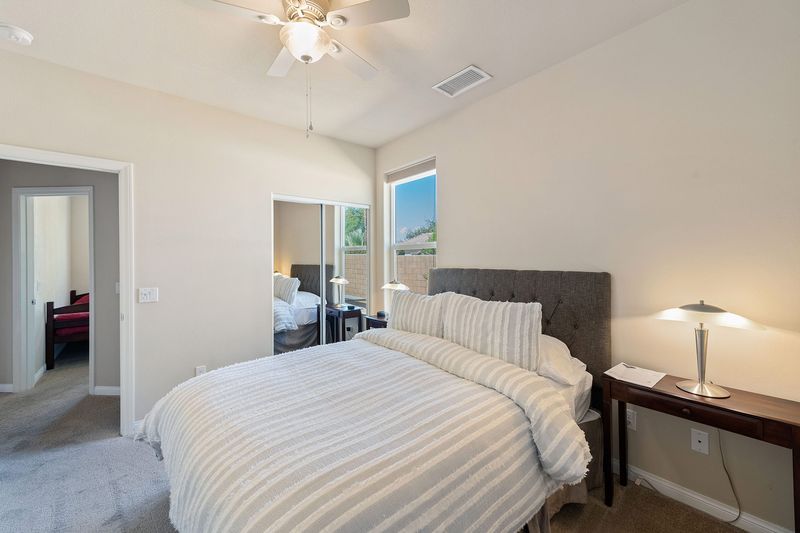 Second queen bedroom at Palms Place vacation rental